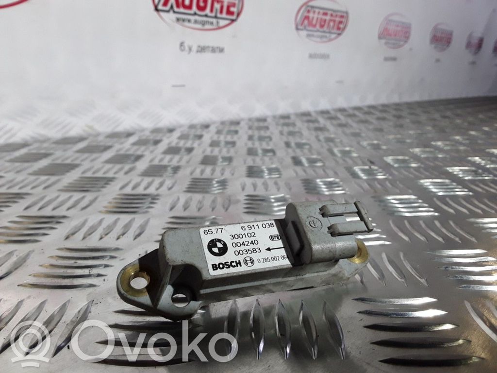 Sensor impacto/accidente para activar Airbag   65776911038