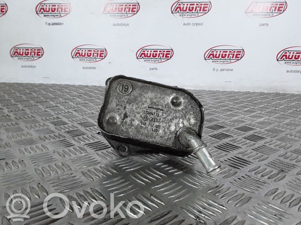 Volkswagen Golf V Mocowanie / uchwyt filtra oleju 
