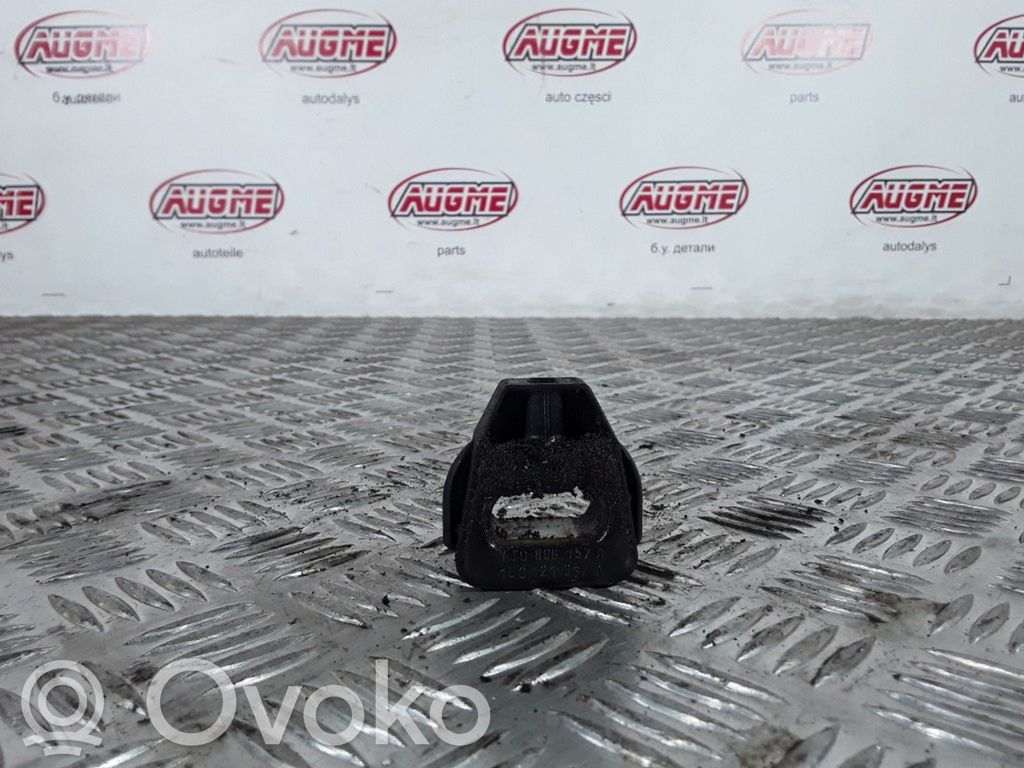 Audi A3 S3 8L Radiator mount bracket 