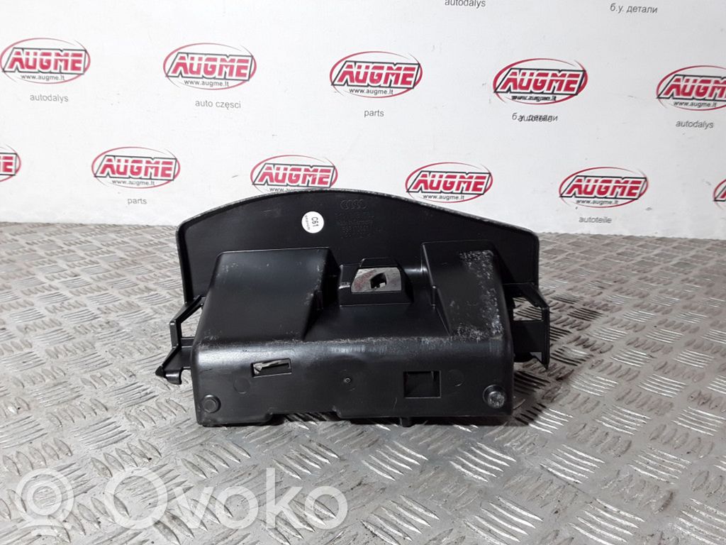 Audi A4 S4 B8 8K Muu sisätilojen osa 
