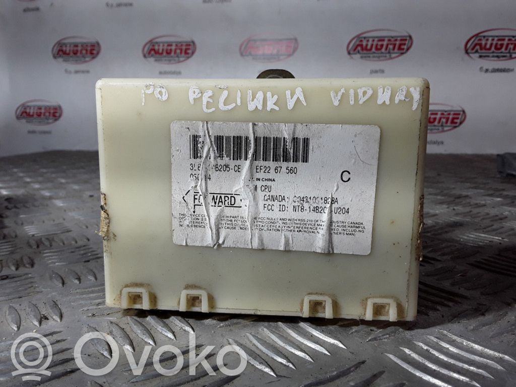 Mazda Tribute Relais de commande ventilateur chauffage 
