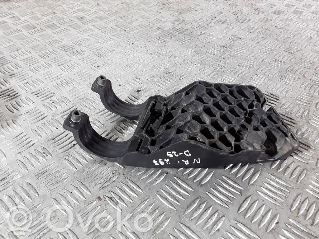 BMW X5 E70 Fuel filter bracket/mount holder 