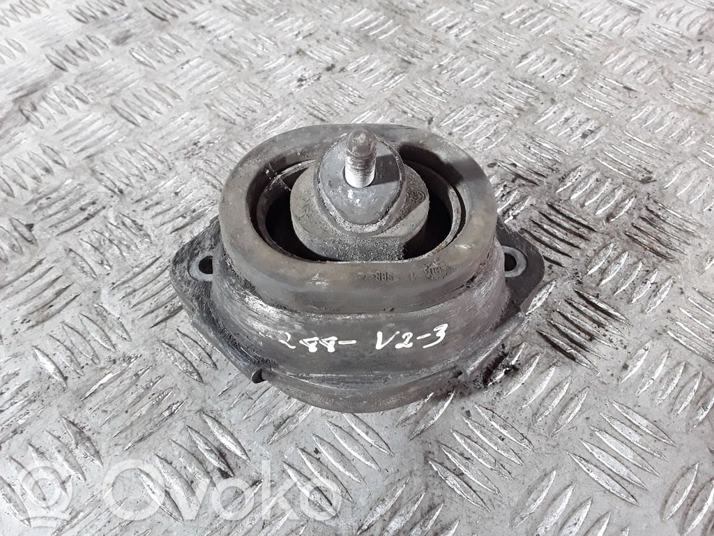 BMW X5 E53 Engine mount bracket 
