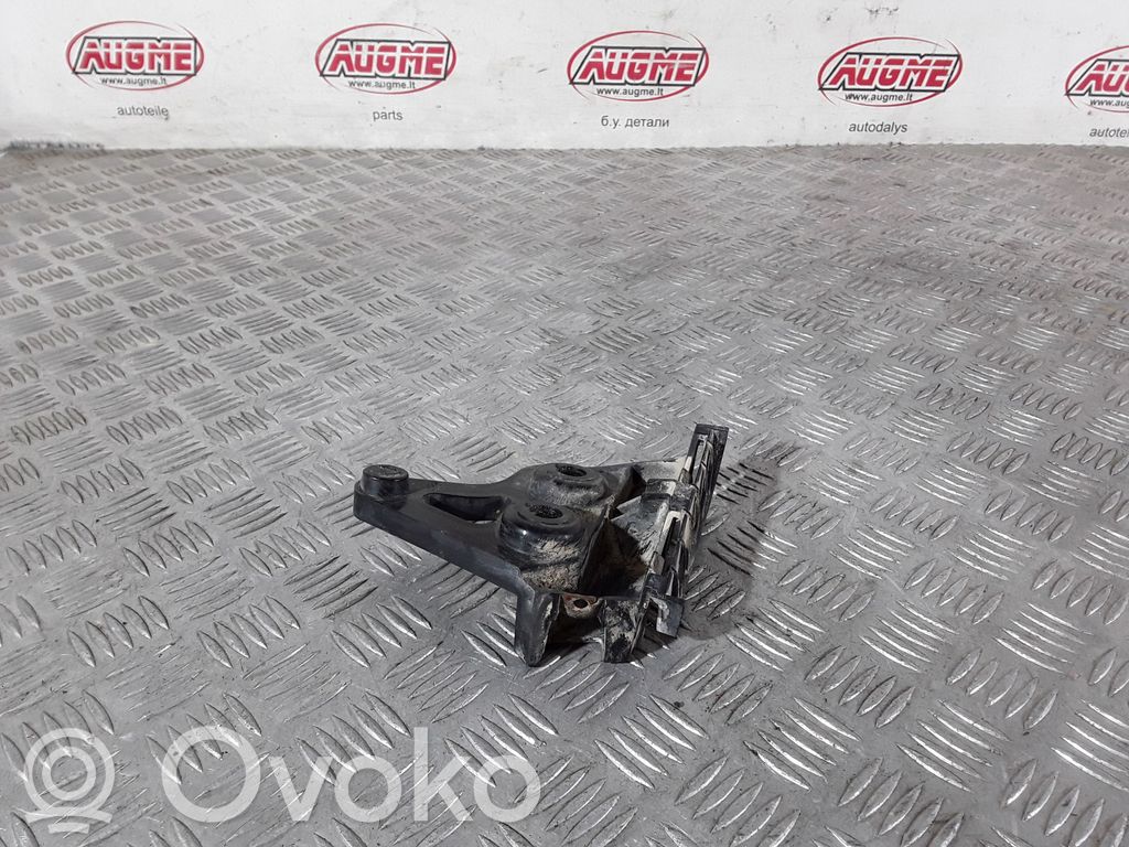 BMW 3 E90 E91 Rear bumper mounting bracket 