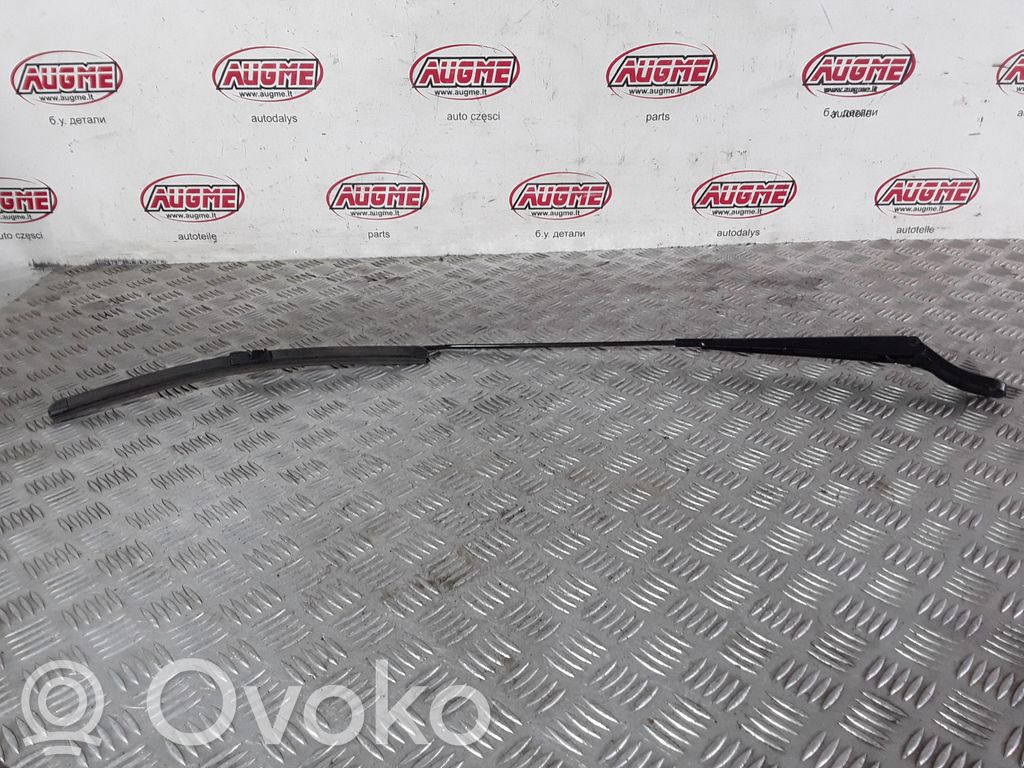 Audi A4 S4 B8 8K Priekinio stiklo valytuvas 
