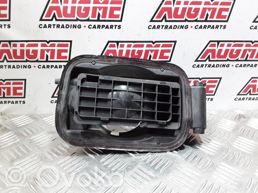 BMW 5 E60 E61 Fuel tank cap 