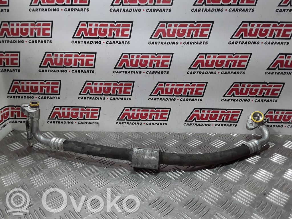 BMW 3 E90 E91 Ilmastointilaitteen putki (A/C) 