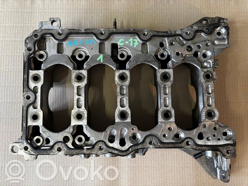 Opel Astra K Engine block 