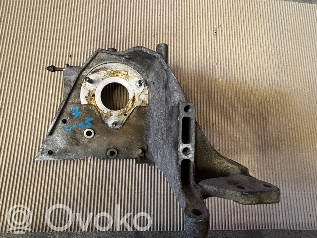 Alfa Romeo 159 Engine mounting bracket 