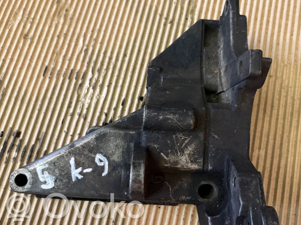 Generator/alternator bracket   22427869,35712A2