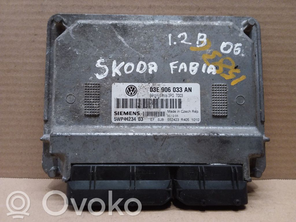 Engine control unit/module   03E906033AN,5WP44234