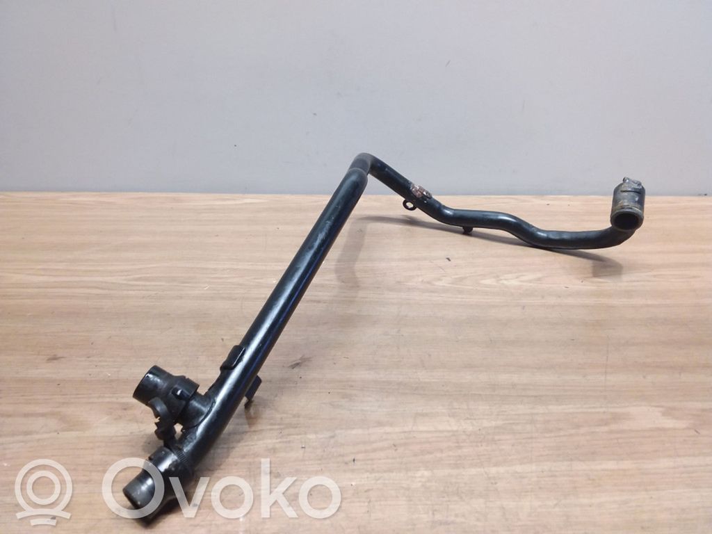 Audi A6 S6 C6 4F Engine coolant pipe/hose 