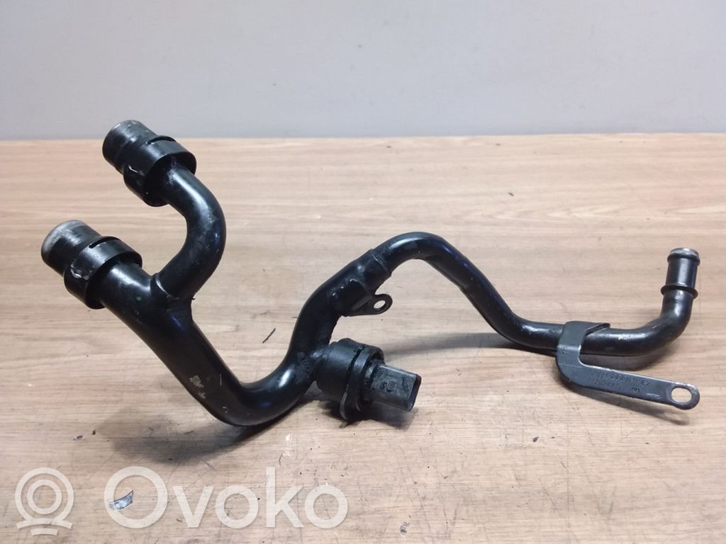 Audi A6 S6 C6 4F Engine coolant pipe/hose 