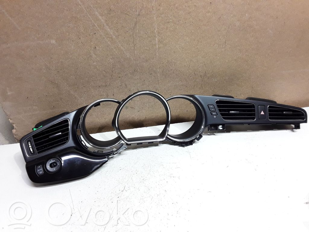 Grille d'aération centrale   84832A2000,97410A2000,84790A2150