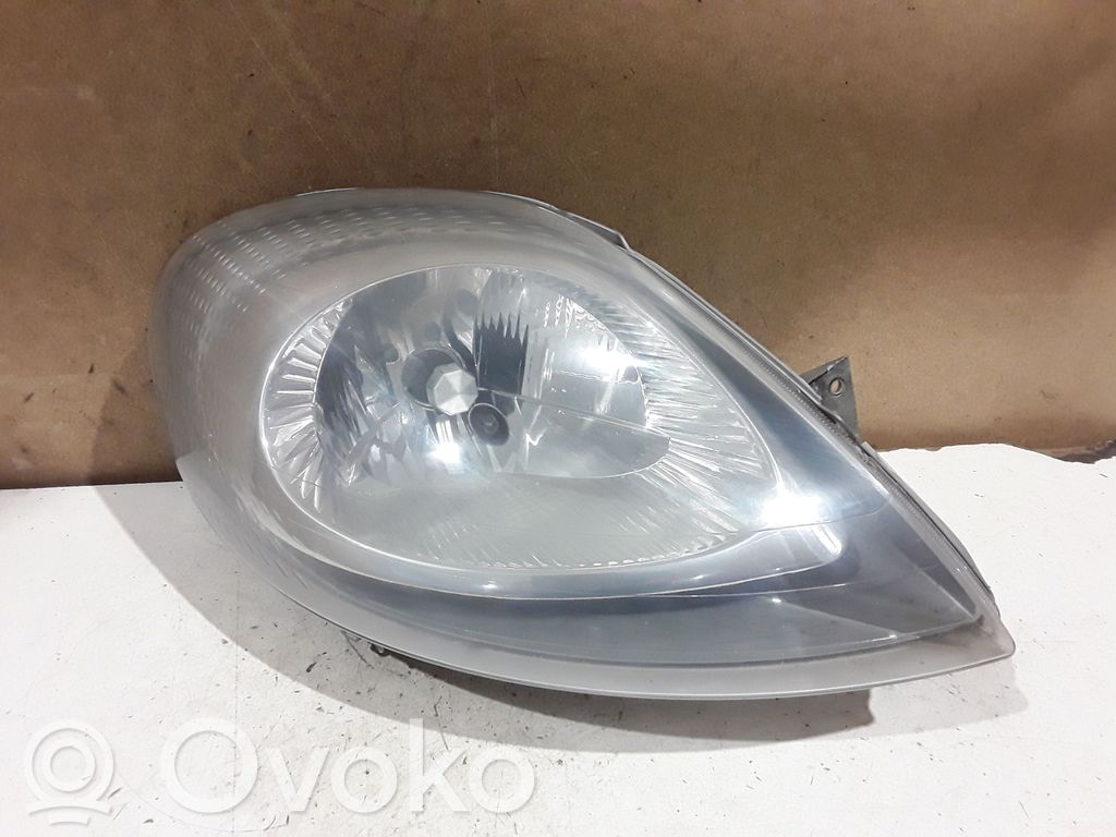 Renault Trafic II (X83) Lampa przednia 