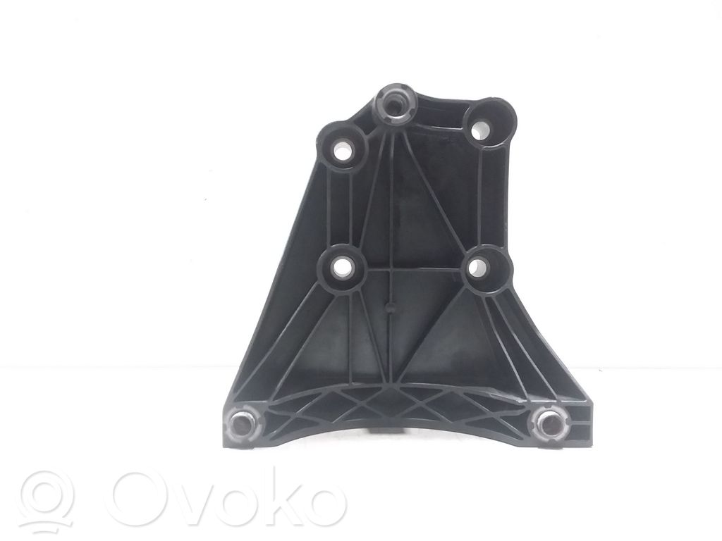 BMW 5 E60 E61 A/C compressor mount bracket 