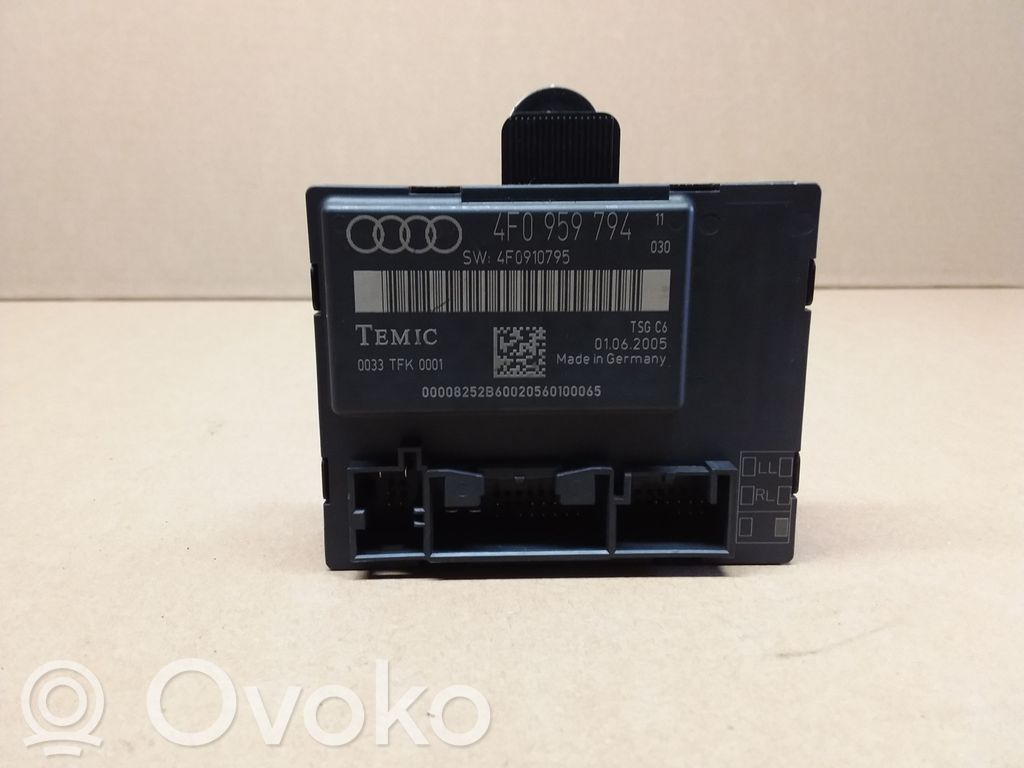 Unité de commande module de porte   4F0959794