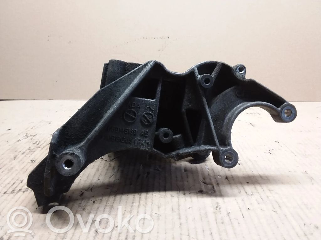 Audi A5 Sportback 8TA Power steering pump mounting bracket 