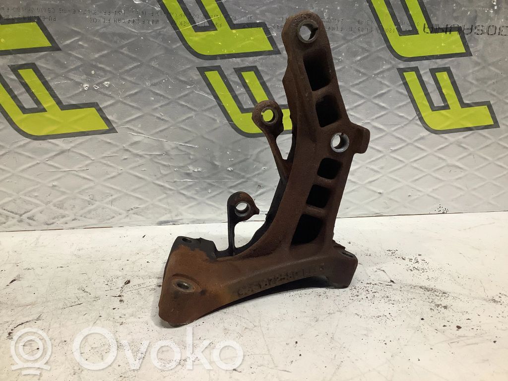 Engine mounting bracket   9661872580