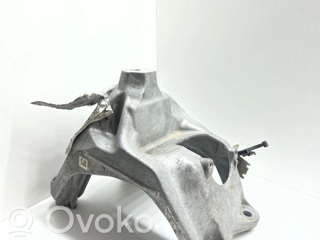Audi Q5 SQ5 8R Engine mounting bracket 