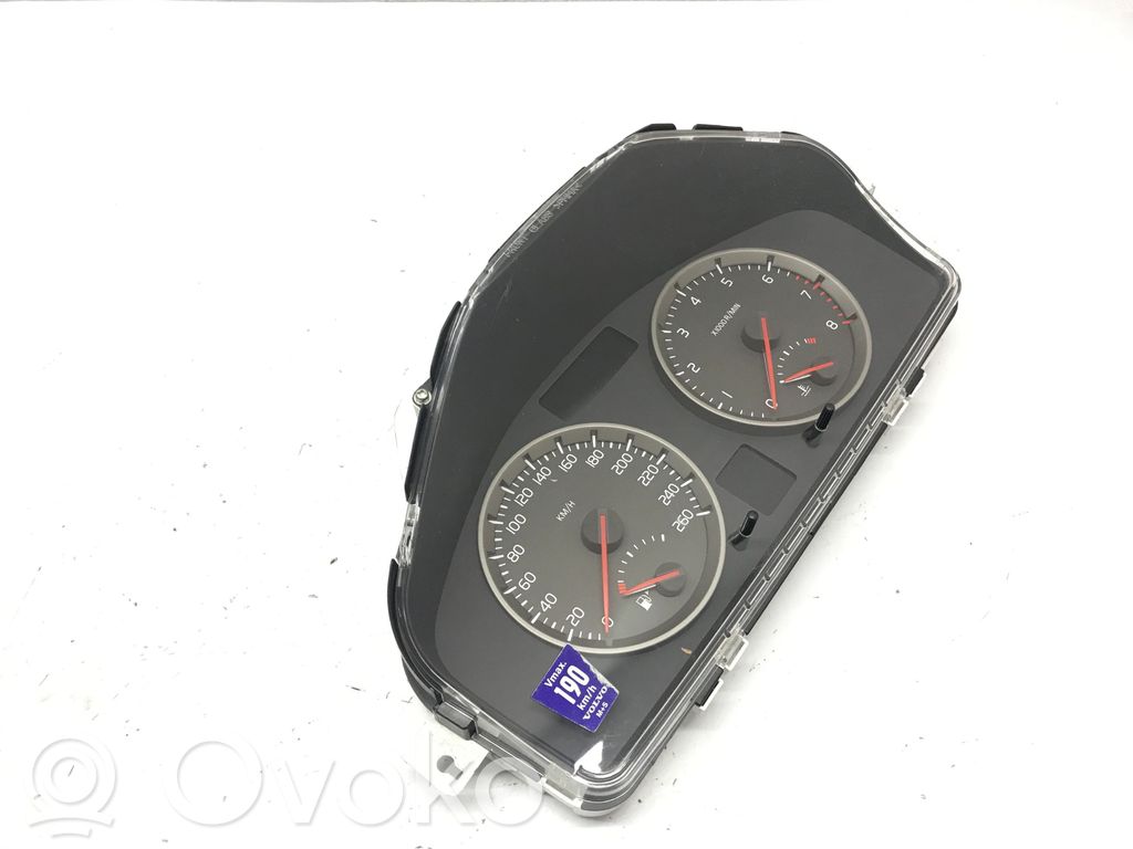 Volvo V50 Speedometer (instrument cluster) 