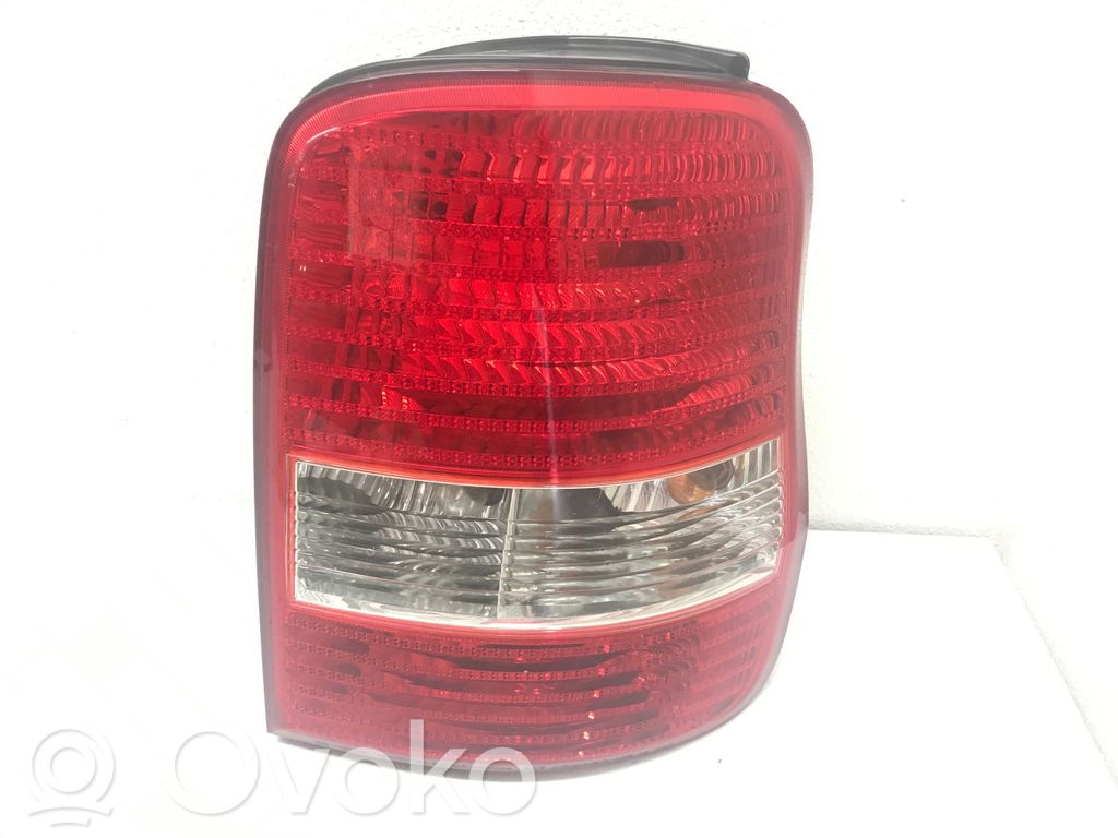 KIA Carnival Rear/tail lights 