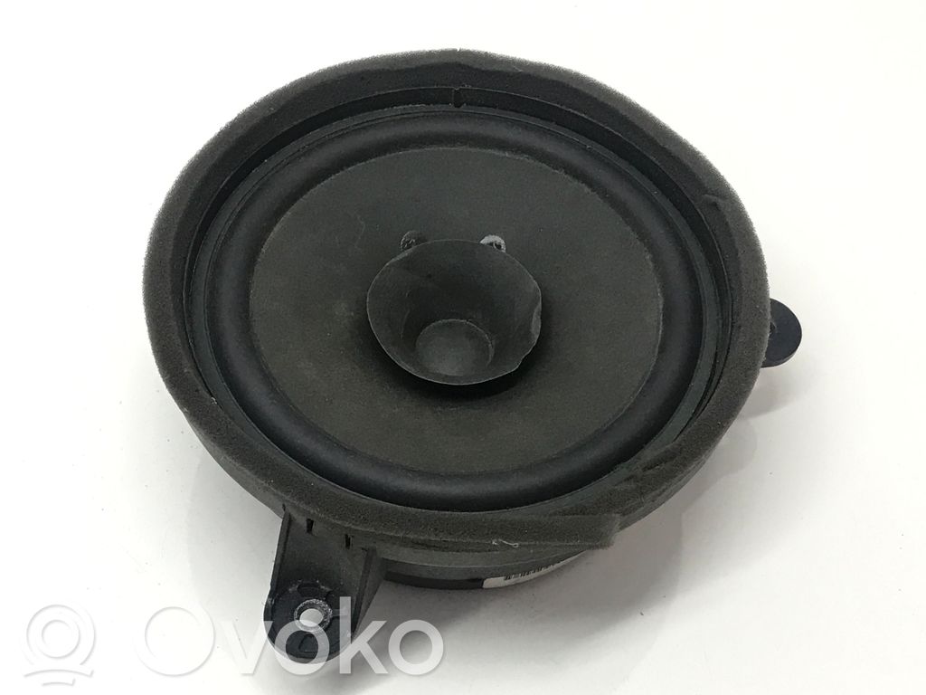 Volvo V50 Front door speaker 