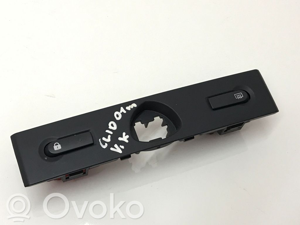 Renault Clio II Windscreen/window heater switch 