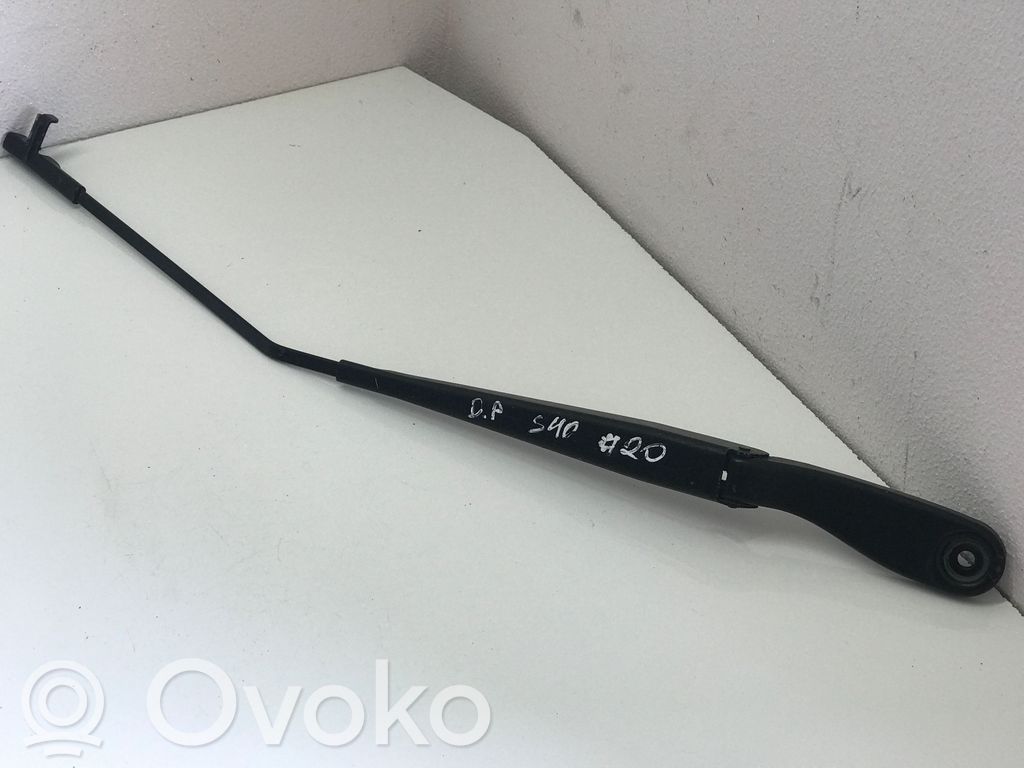 Volvo S40 Wischerarm vorne 