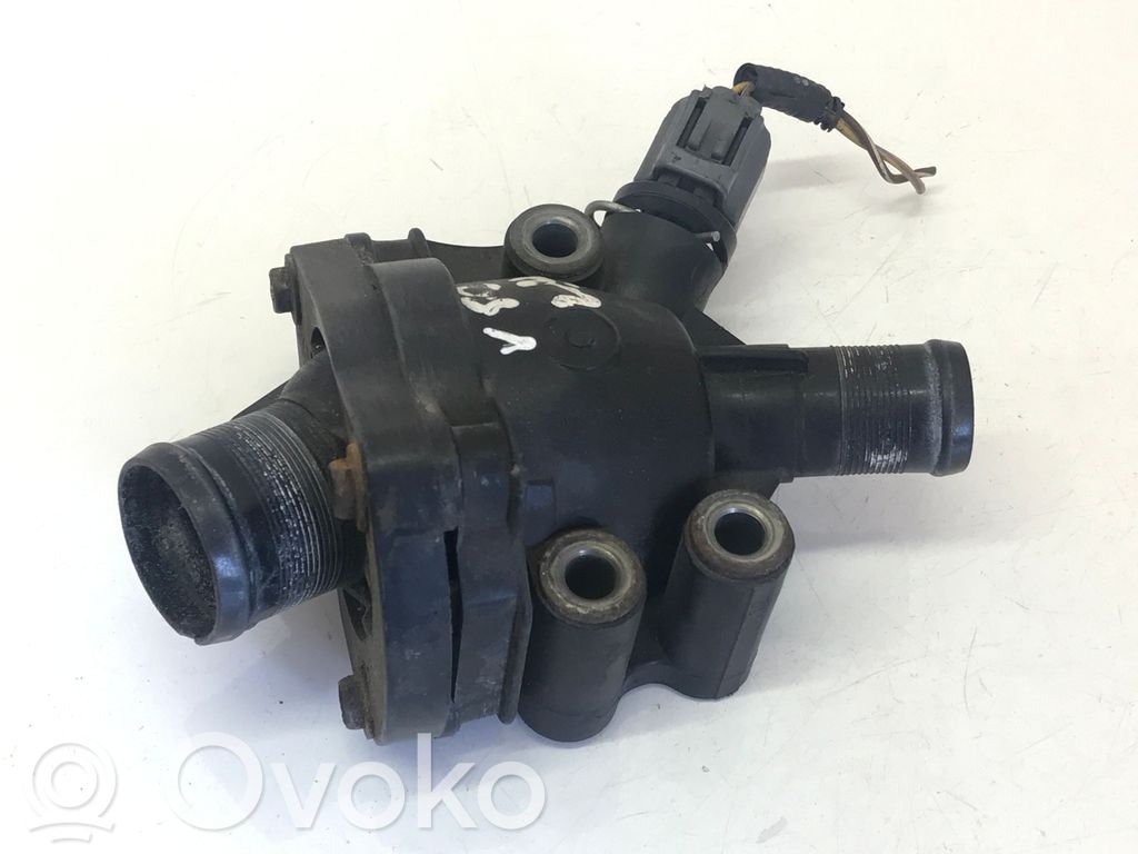 Volvo V50 Thermostat/thermostat housing 