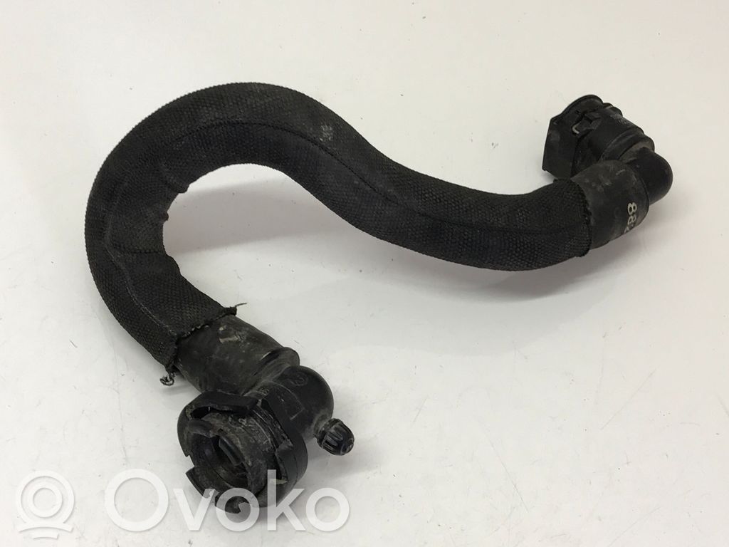 Peugeot 3008 I Engine coolant pipe/hose 
