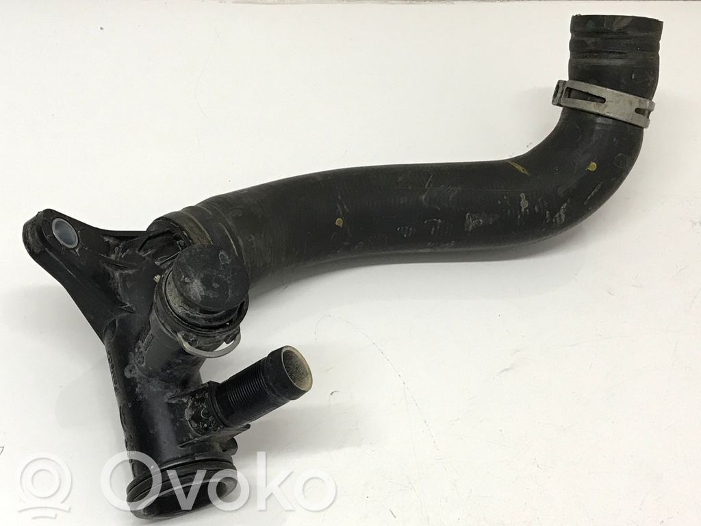 Peugeot 3008 I Engine coolant pipe/hose 