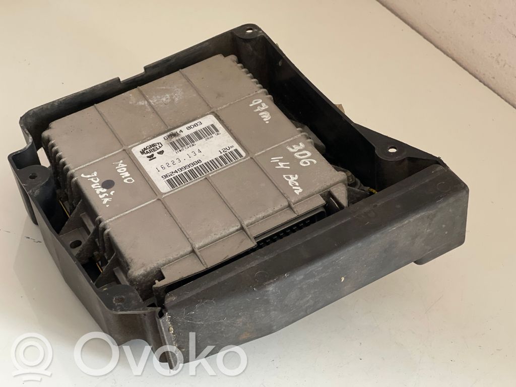 Peugeot 306 Engine control unit/module 