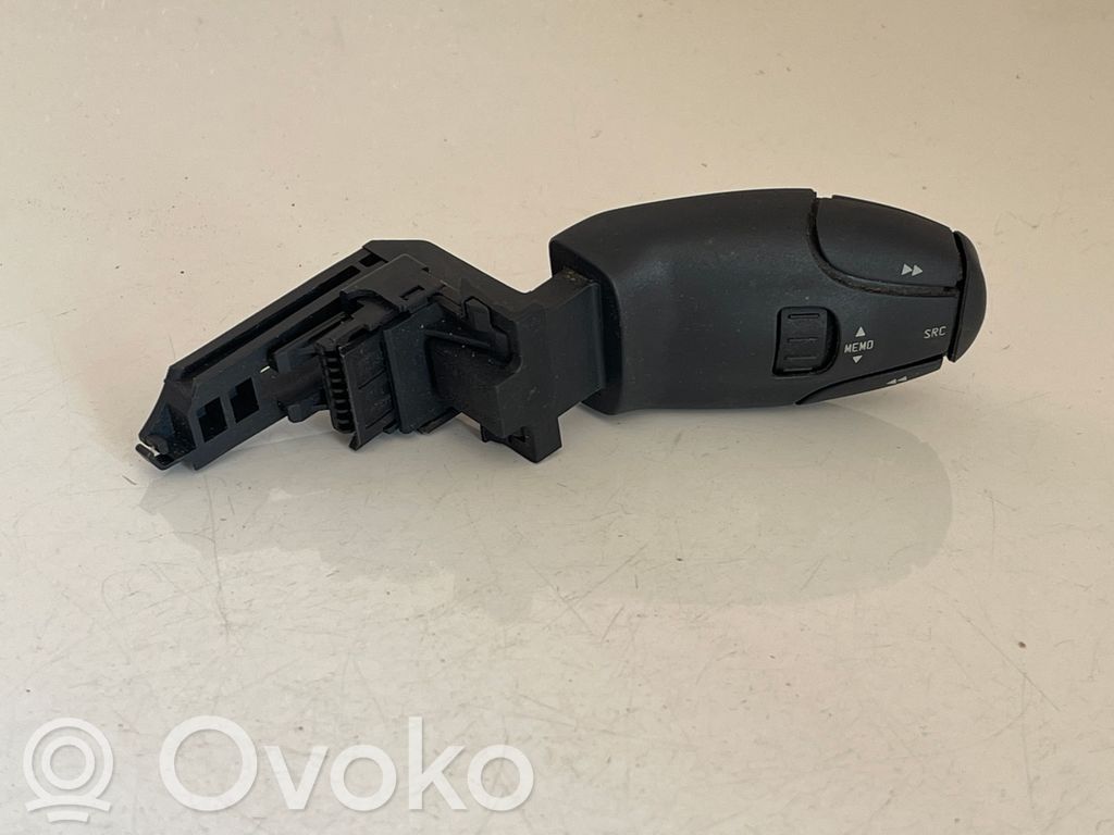 Peugeot 307 Interruptor de control multifunción 