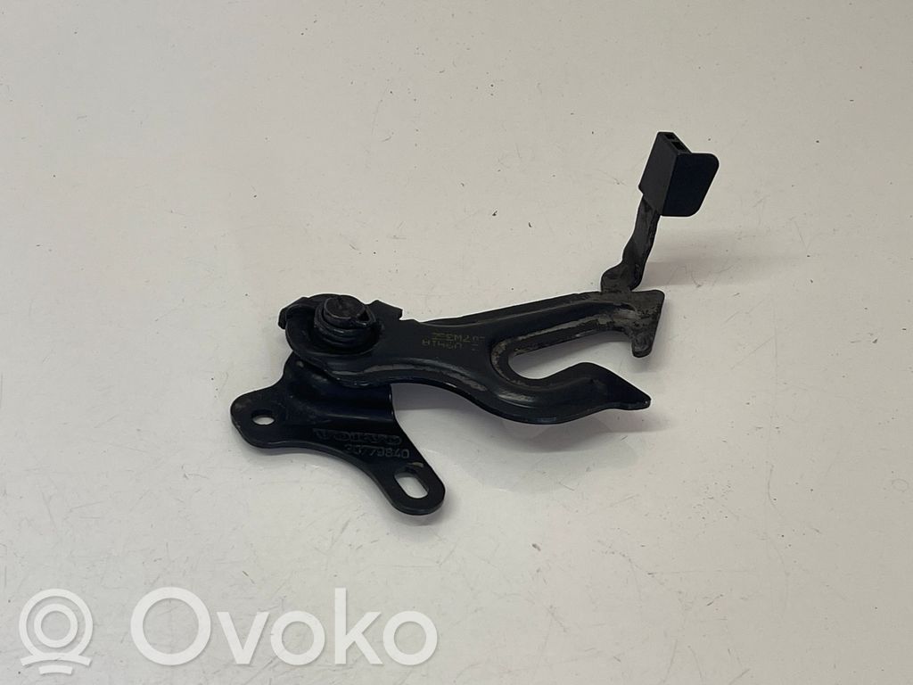 Volvo V70 Engine bonnet/hood lock/catch 
