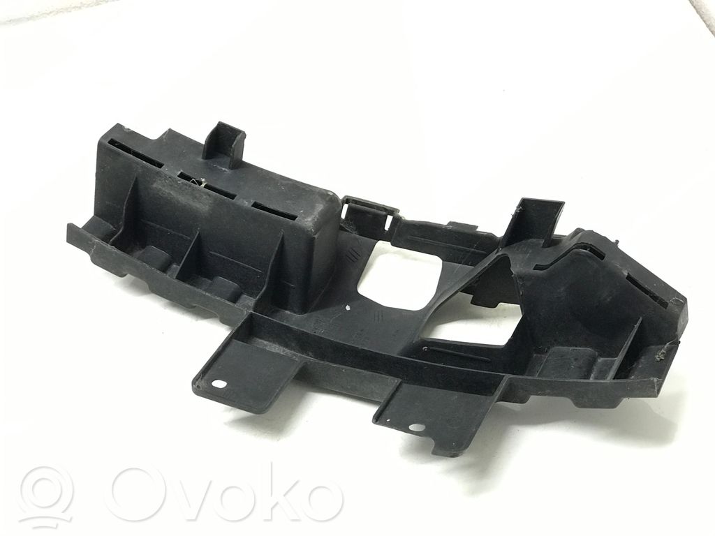 Ford Focus C-MAX Front bumper mounting bracket 