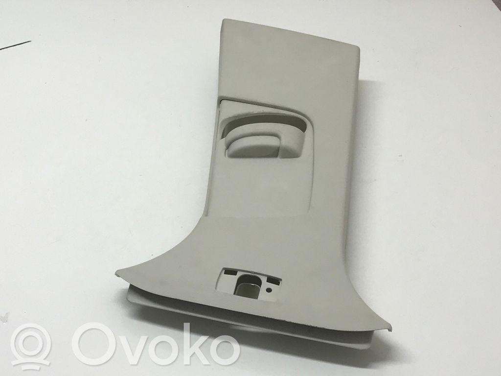 Ford Focus Pilar (B) (superior) 