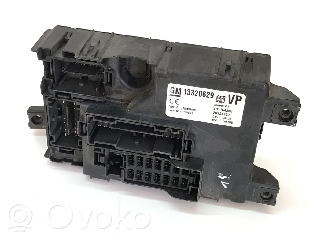 Opel Corsa D Saugiklių blokas 