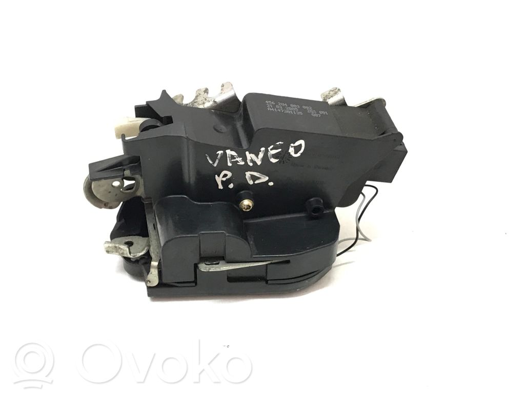 Mercedes-Benz Vaneo W414 Zamek drzwi przednich 
