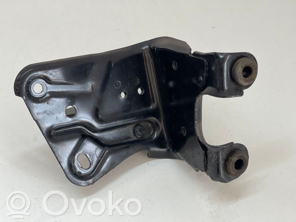 Volkswagen Golf VI ABS pump bracket 