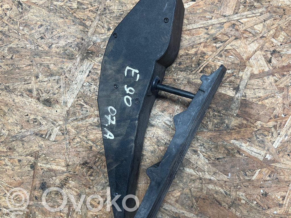 Akseleratora pedālis   6772646,25916010,240907