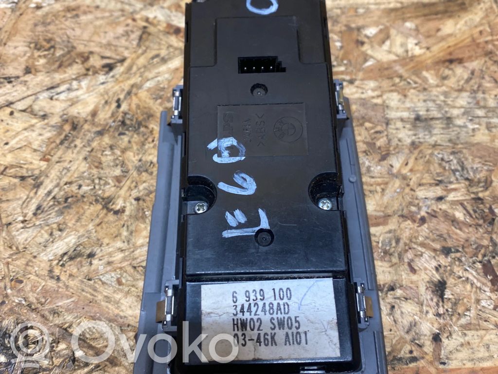 BMW 5 E60 E61 Electric window control switch 