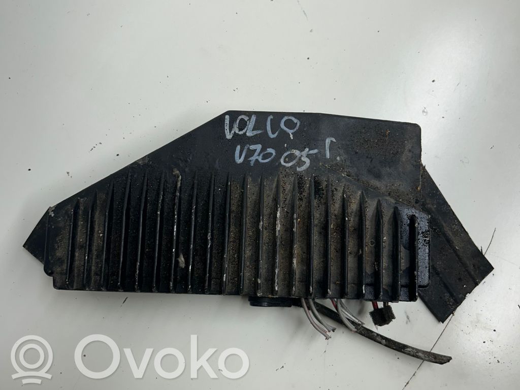 Volvo V70 Wzmacniacz audio 