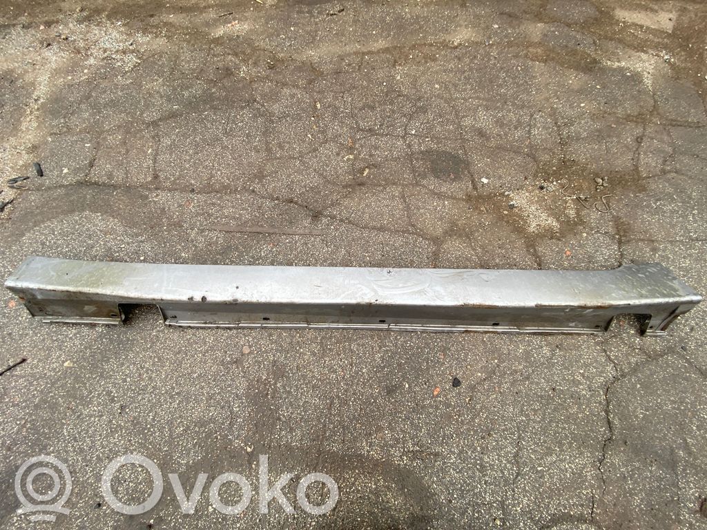 Slenkstis   7033759,22944911
