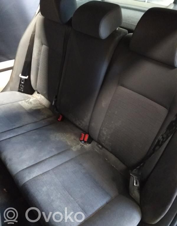 Volkswagen Golf V Takaistuin 