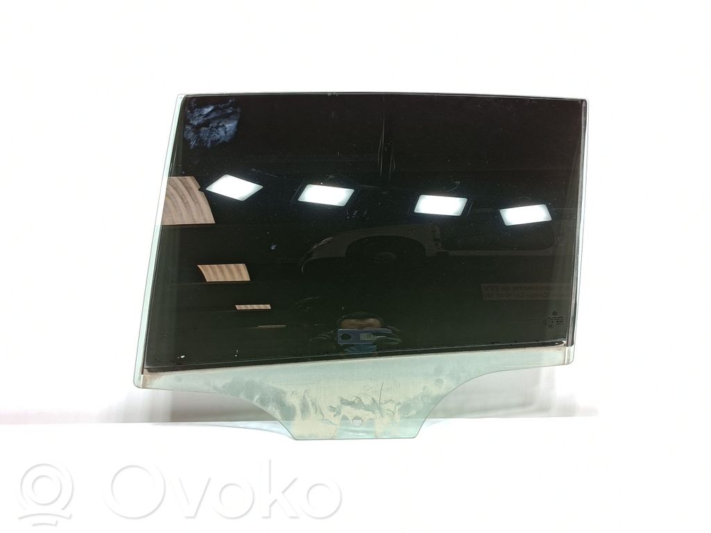 Volkswagen Golf VII Rear door window glass 