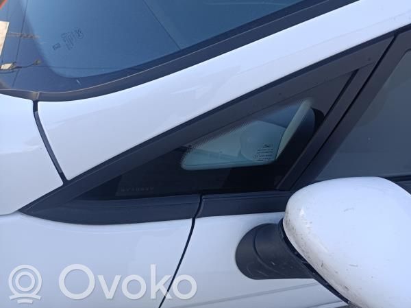 Ford Fiesta Geam triunghi față