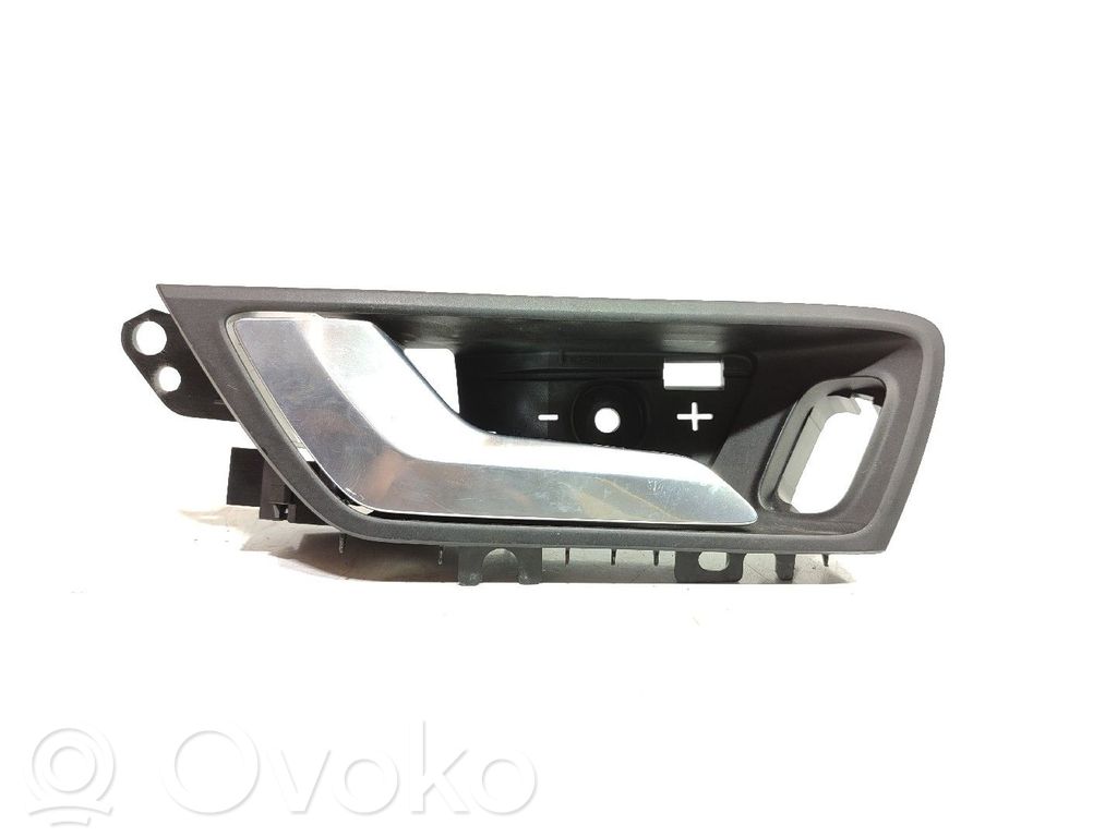 Front door interior handle   JX7BA22601