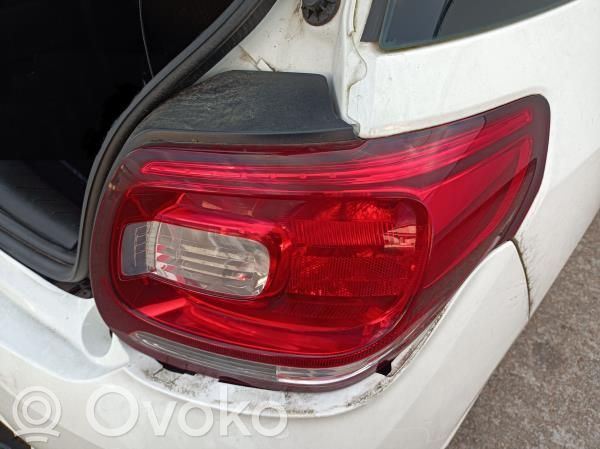 Rear/tail lights