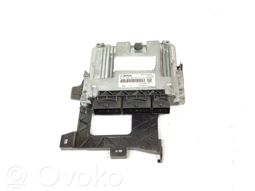 Unidad de control/módulo del motor   237106319R,0281032928